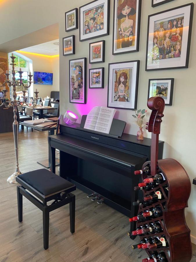 Eschberger Hof Hotel Saarbrucken Bagian luar foto