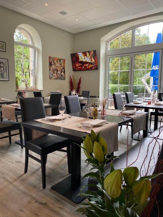 Eschberger Hof Hotel Saarbrucken Bagian luar foto